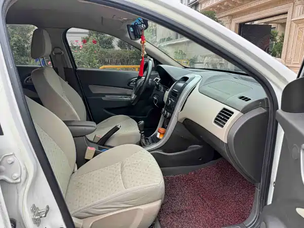 Baojun 630 2013
