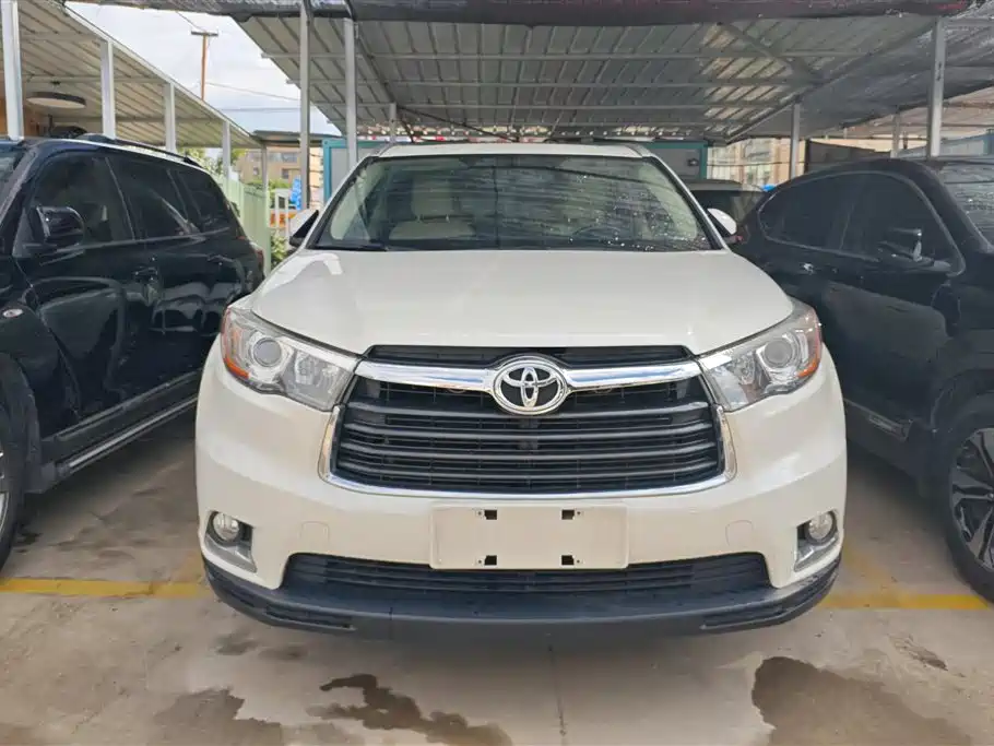 Toyota Highlander 2016 — фото 2