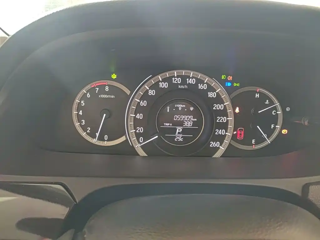 Honda Accord 2016 — фото 12