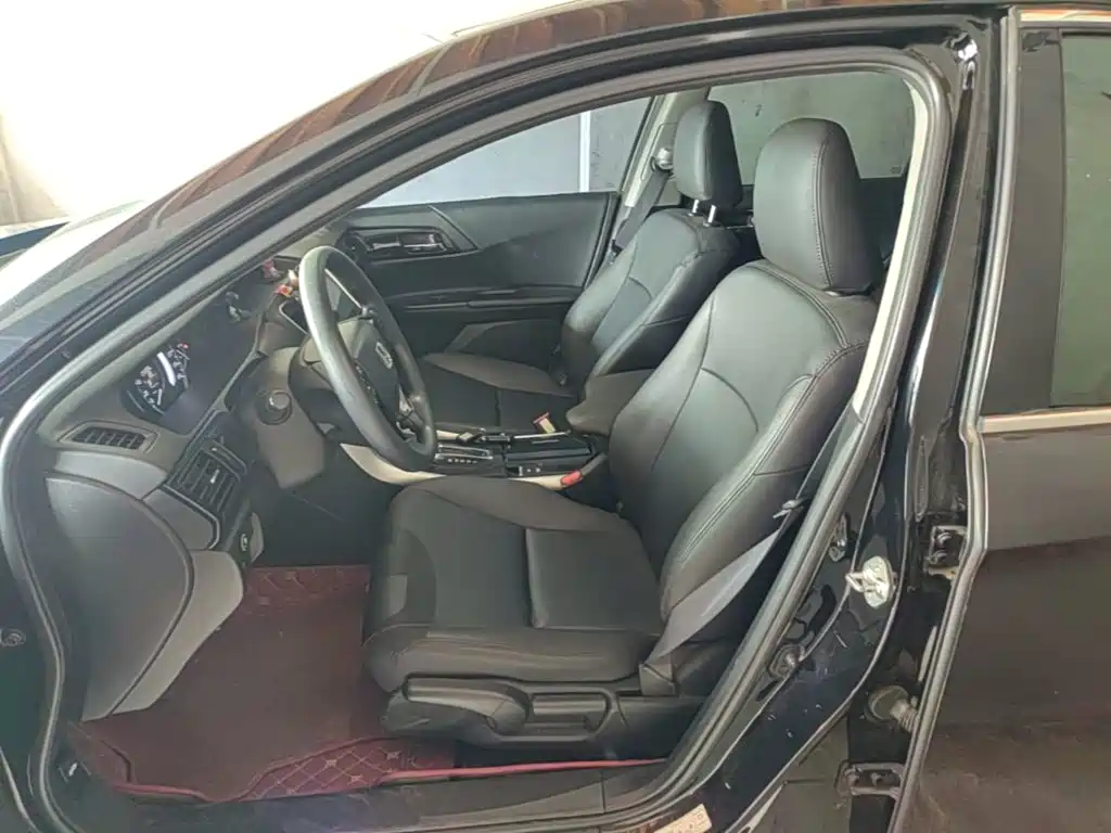 Honda Accord 2016 — фото 15