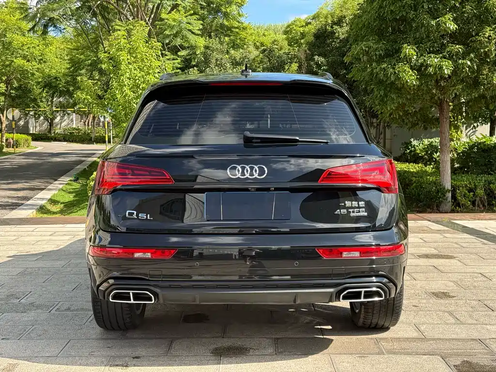 Audi Q5L 2023 — фото 8