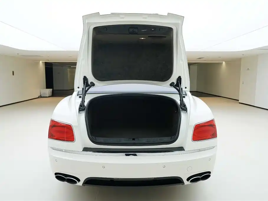 Bentley Flying Spur 2017