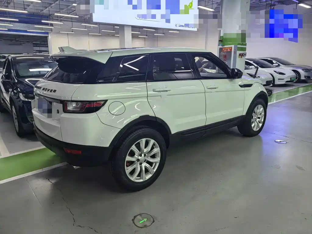 Land Rover Range Rover Evoque 2018 — фото 10