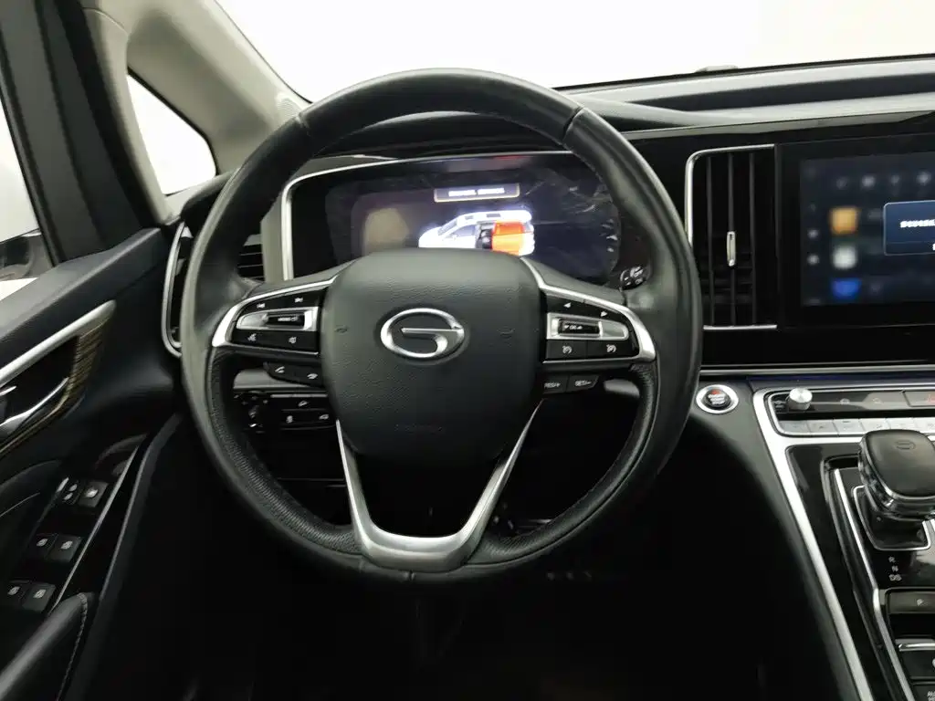 GAC Trumpchi M8 2022 — фото 11