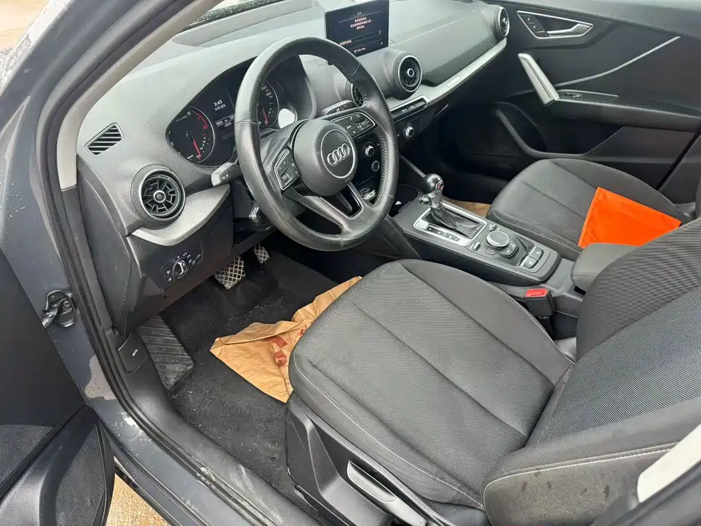 Audi Q2L 2021