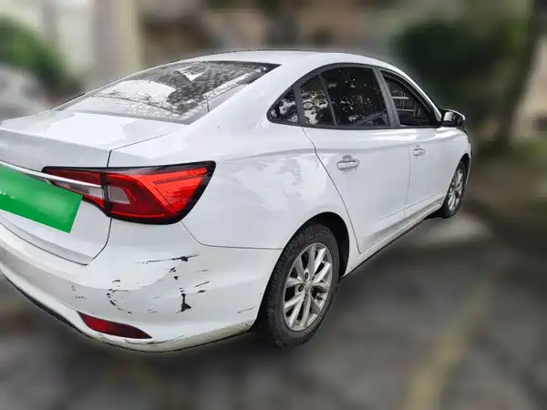 Roewe i5 2019