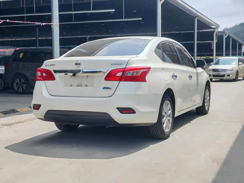 Nissan Sylphy 2018 — фото 14