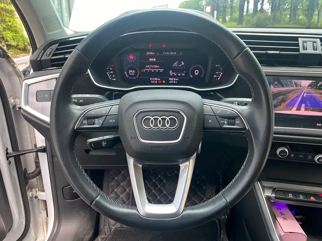 Audi Q3 2022 — фото 12
