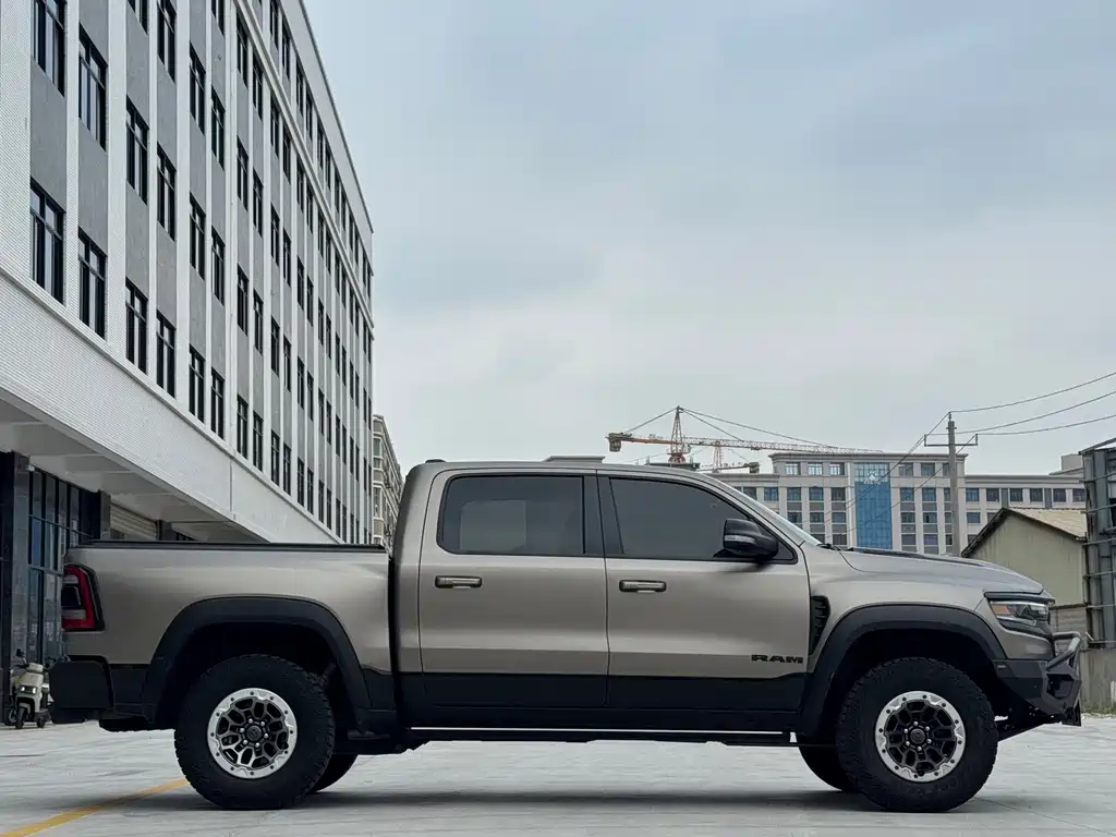 RAM ProMaster 2023 — фото 11