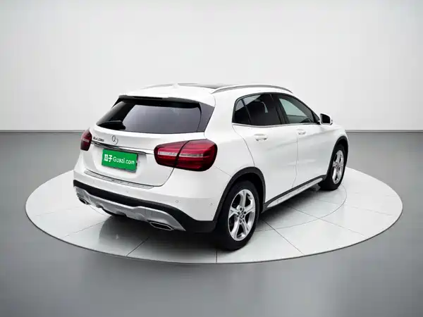 Mercedes-Benz GLA 2019