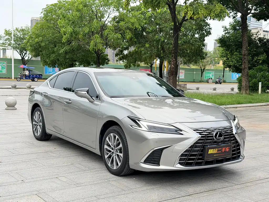Lexus ES 2025 — фото 3