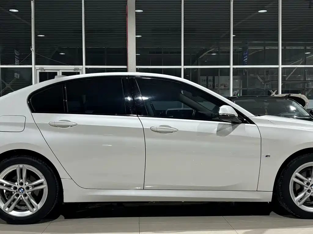 BMW 1 Series 2019