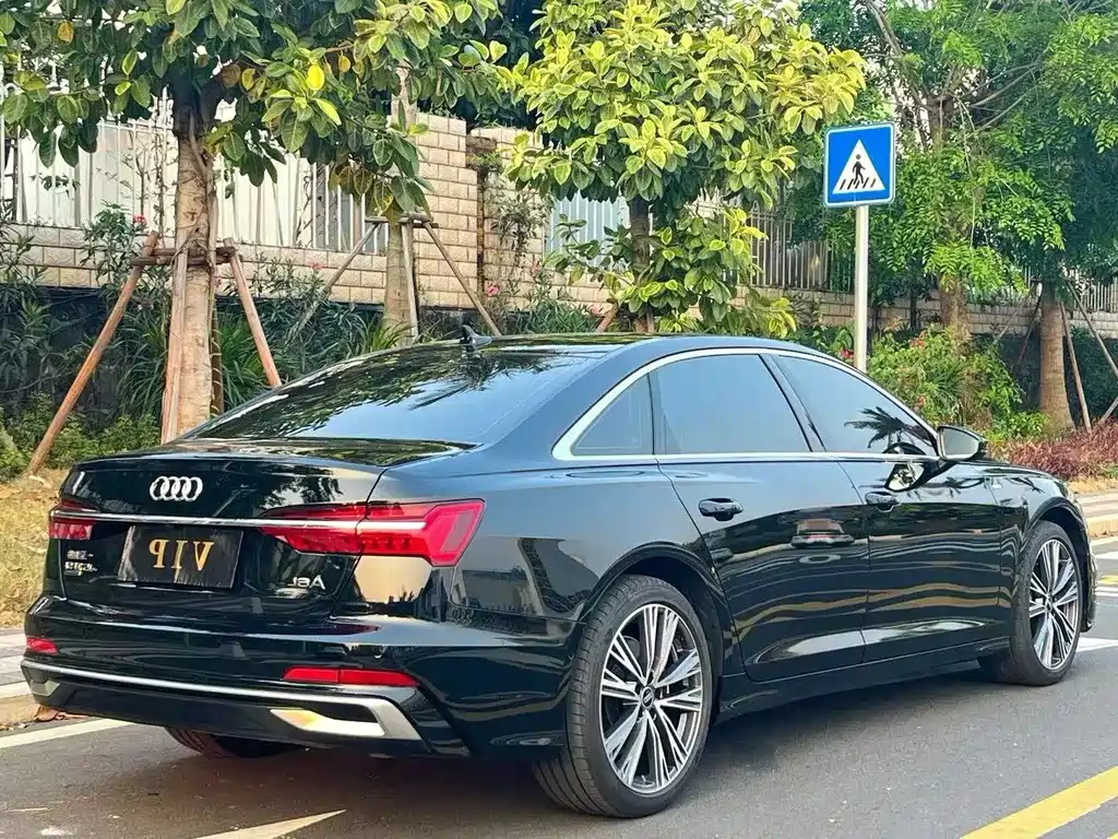 Audi A6L 2024 — фото 8