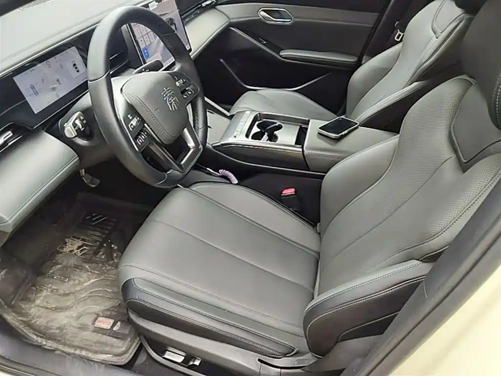 BYD Qin L 2025 — фото 15