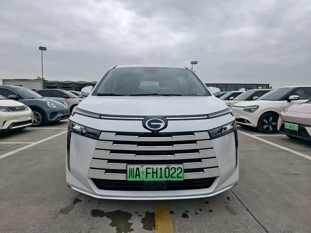 GAC Motor E8 PHEV 2025 — фото 2