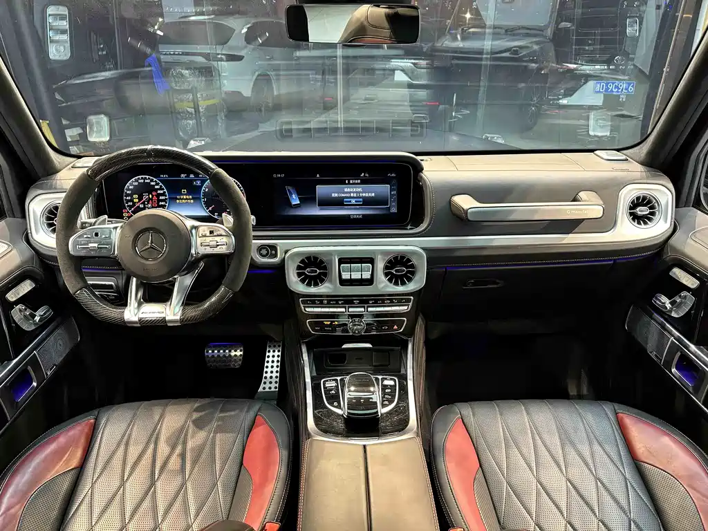 Mercedes-Benz G-Class 2023 — фото 16