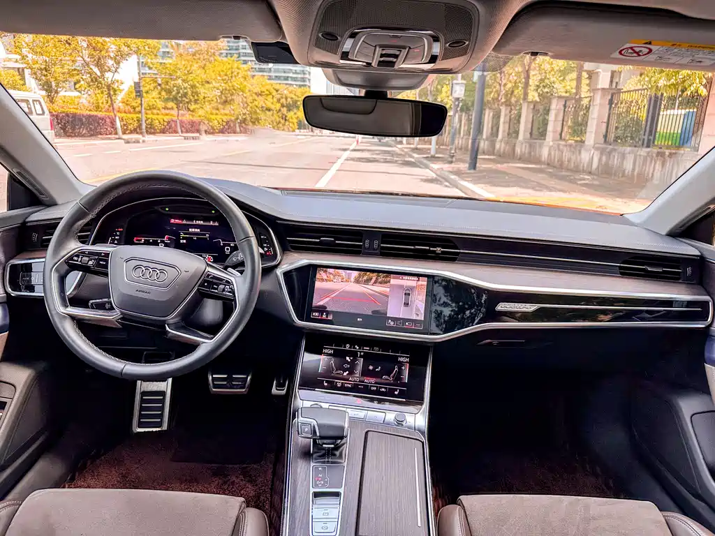 Audi A7L 2023 — фото 7