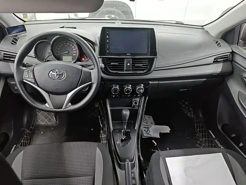 Toyota Vios 2023 — фото 16