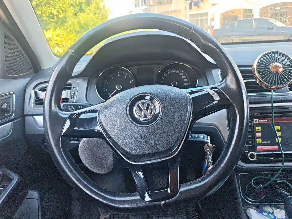 Volkswagen Gran Lavida 2016 — фото 3