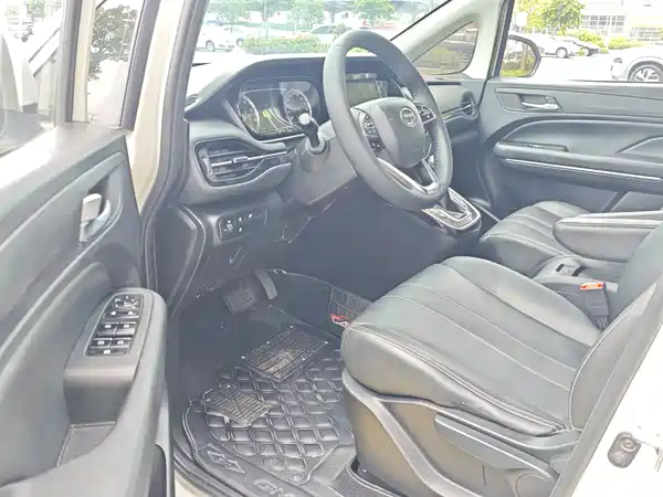 GAC Trumpchi M6 2021