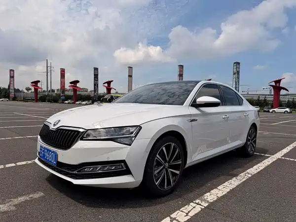 Skoda Superb 2023