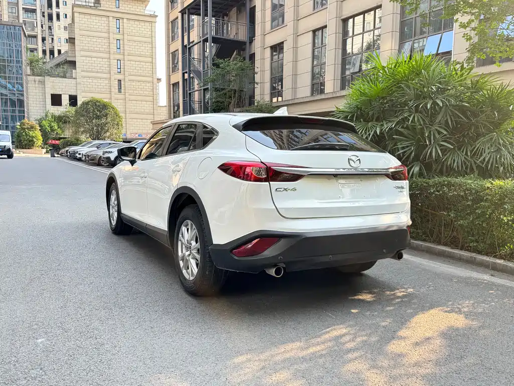 Mazda CX-4 2017 — фото 5