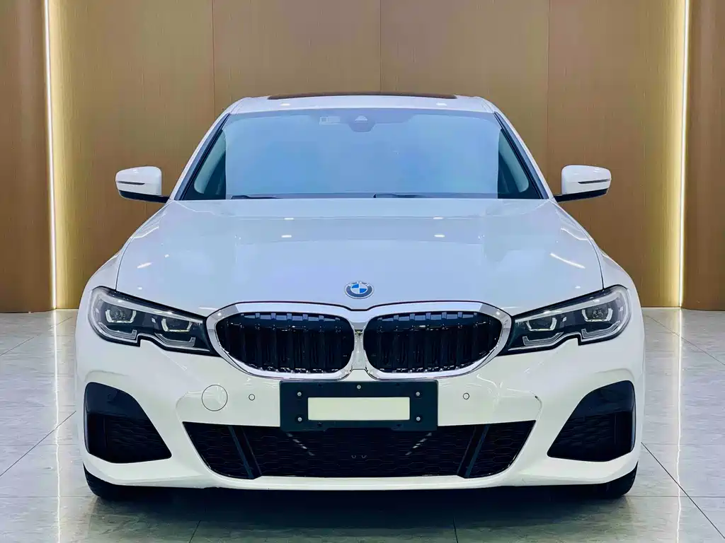 BMW 3 Series 2021 — фото 2