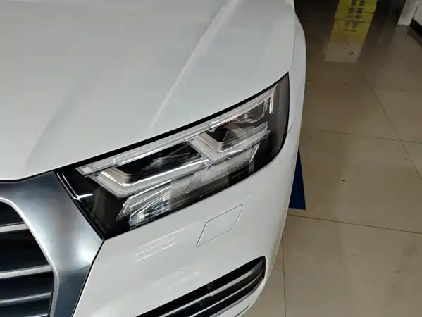 Audi Q5L 2021