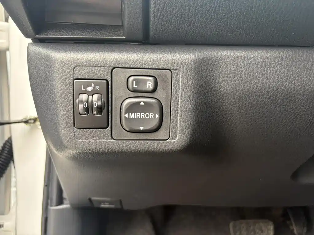 Toyota Yaris L 2022