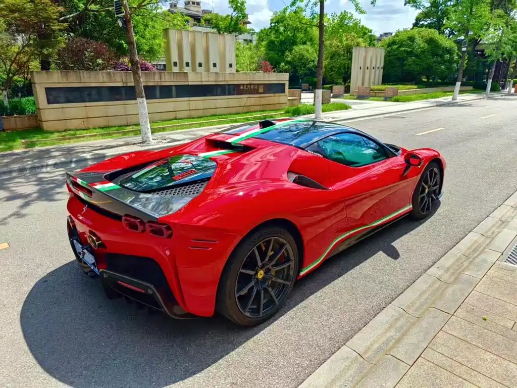 Ferrari SF90 2021