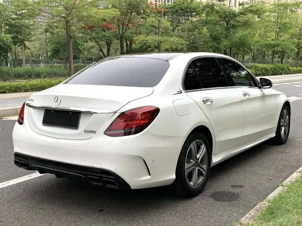 Mercedes-Benz C-Class 2019 — фото 17