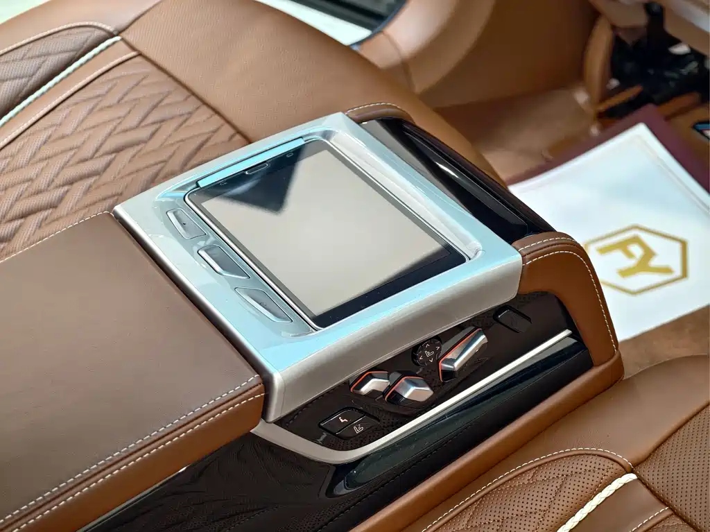BMW 7 Series 2022 — фото 13