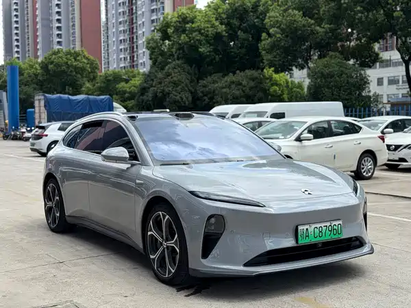 NIO ET5T 2024