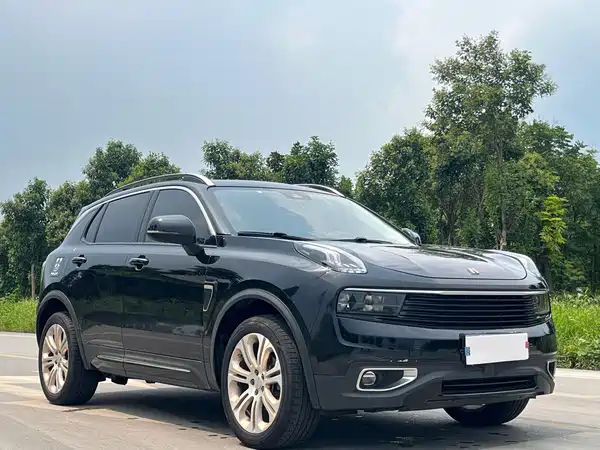 Lynk & Co 01 2018