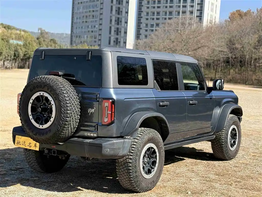 Ford Bronco 2024 — фото 13