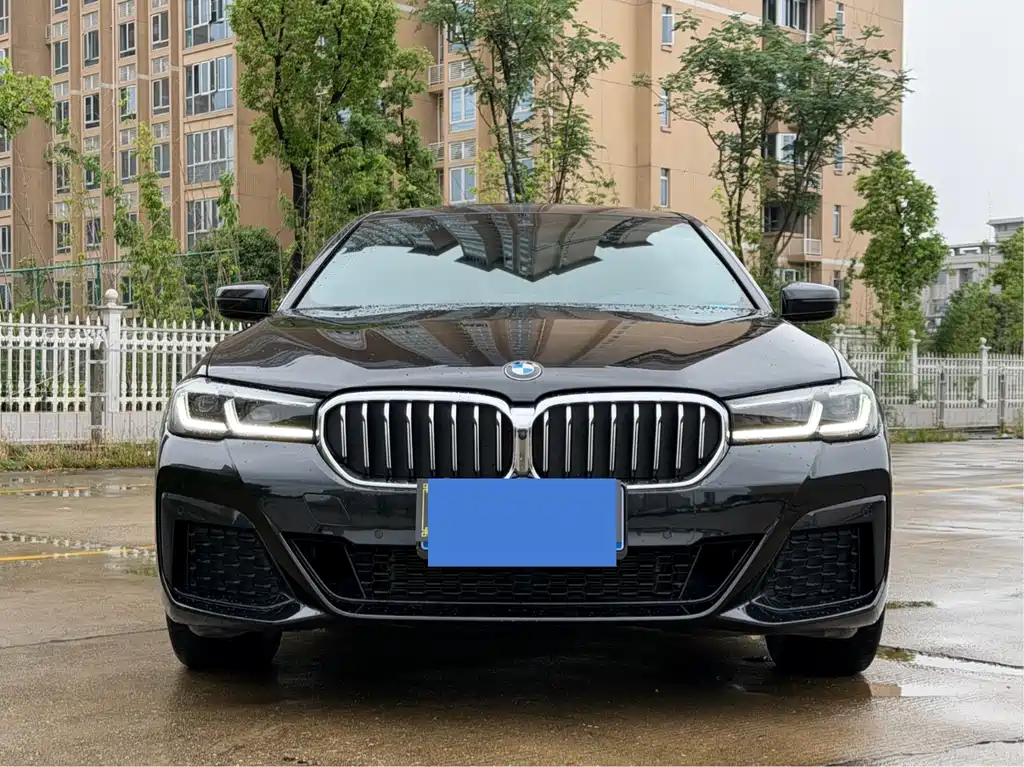 BMW 5 Series 2023
