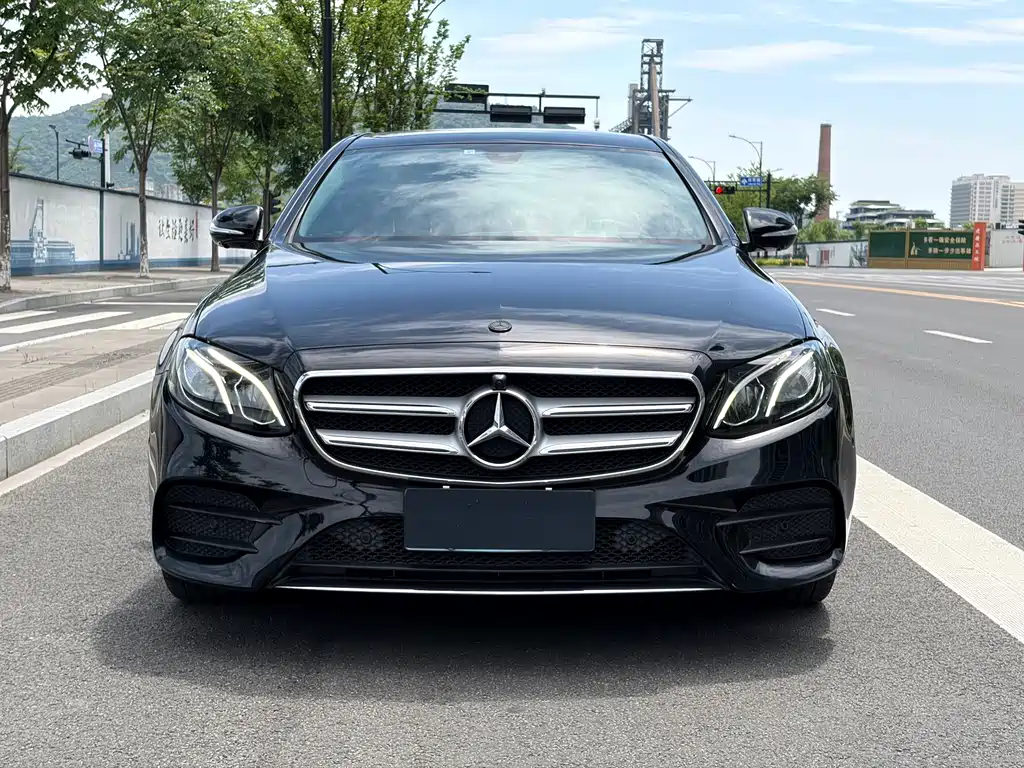 Mercedes-Benz E-Class 2019 — фото 2