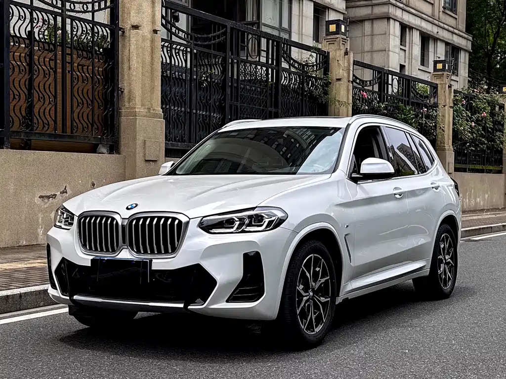 BMW X3 2022 — фото 1