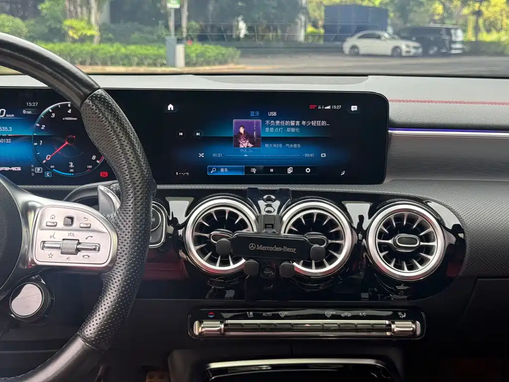 Mercedes-Benz A-Class AMG 2023 — фото 13