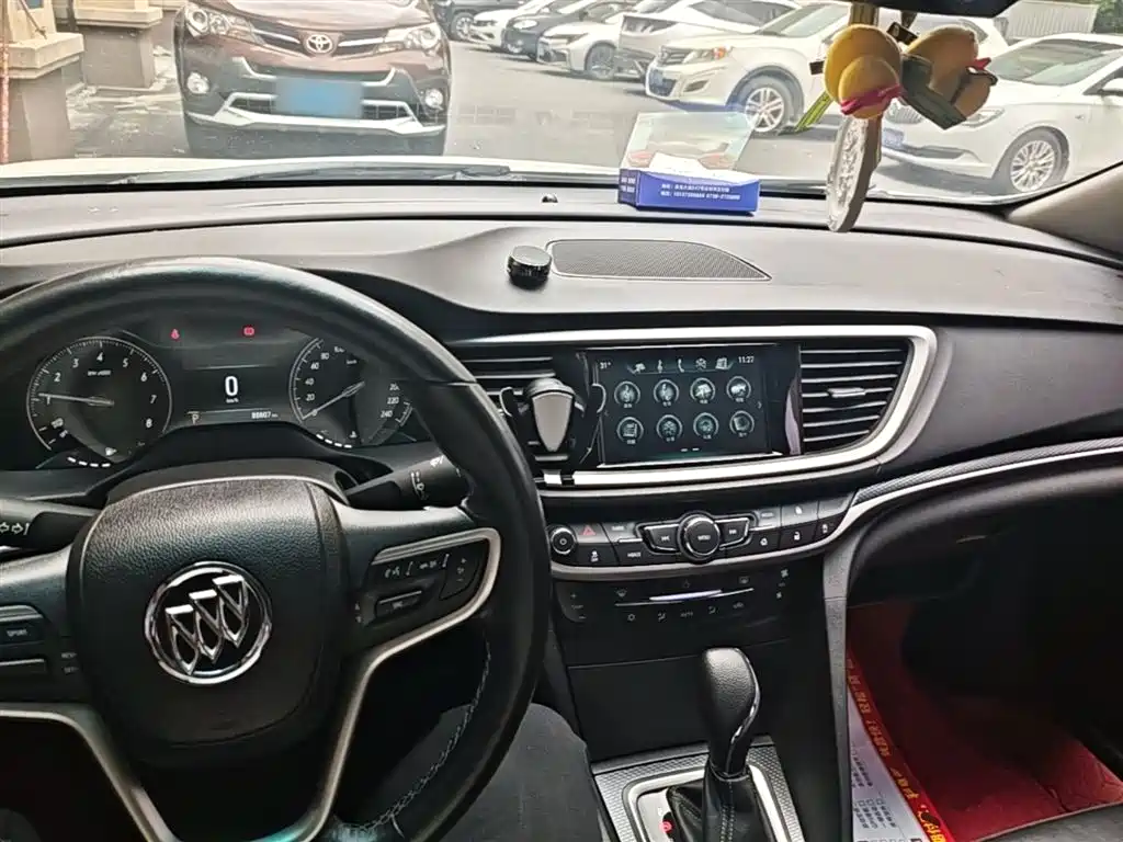 Buick Excelle 2019 — фото 10