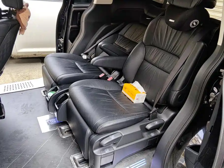 Honda Odyssey 2022 — фото 10
