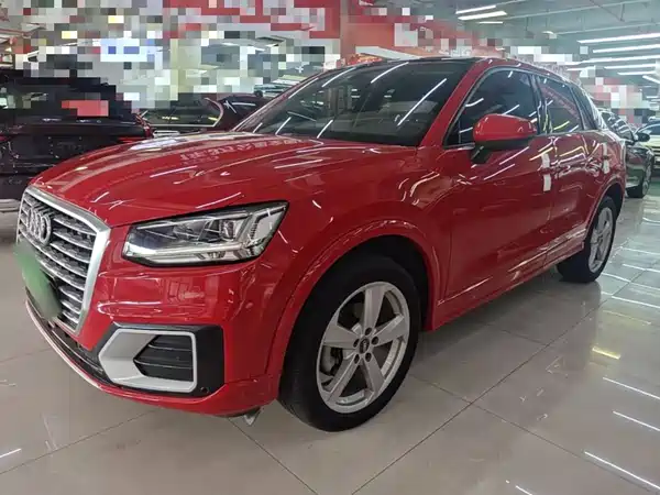 Audi Q2L 2019