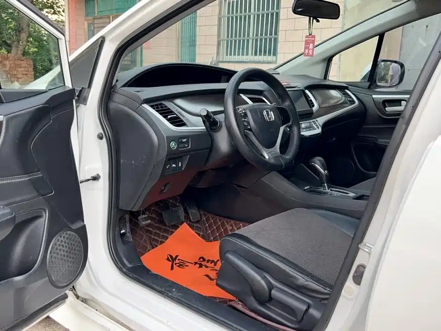 Honda Jade 2015 — фото 2