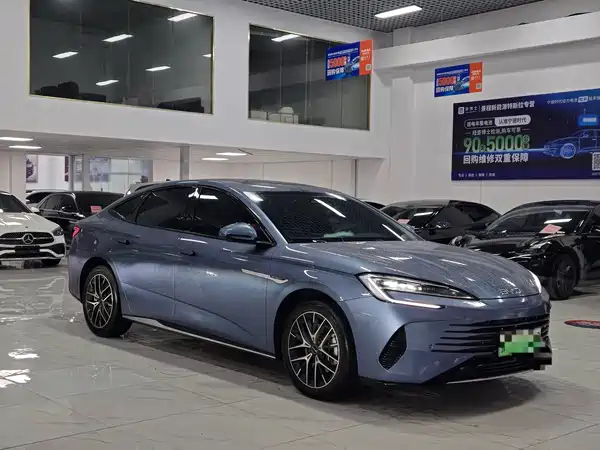 BYD Seal 07 DM-i 2025