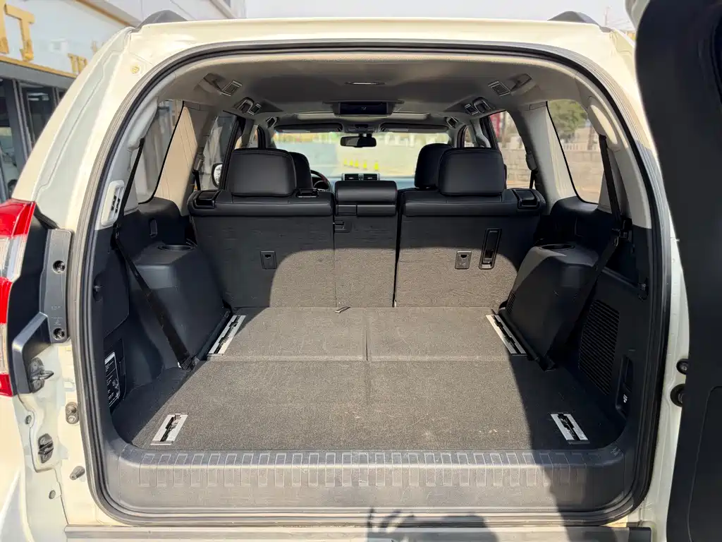 Toyota Prado 2017 — фото 14