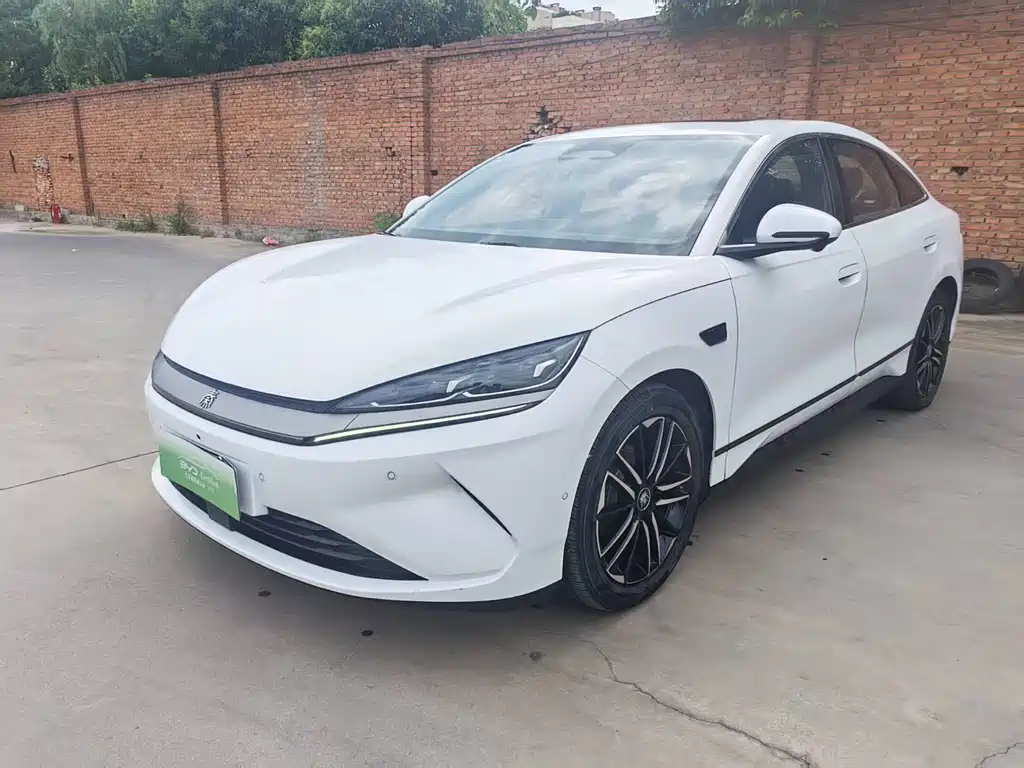 BYD Qin L 2025 — фото 1