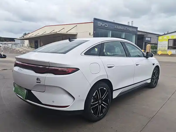 BYD Qin L 2025