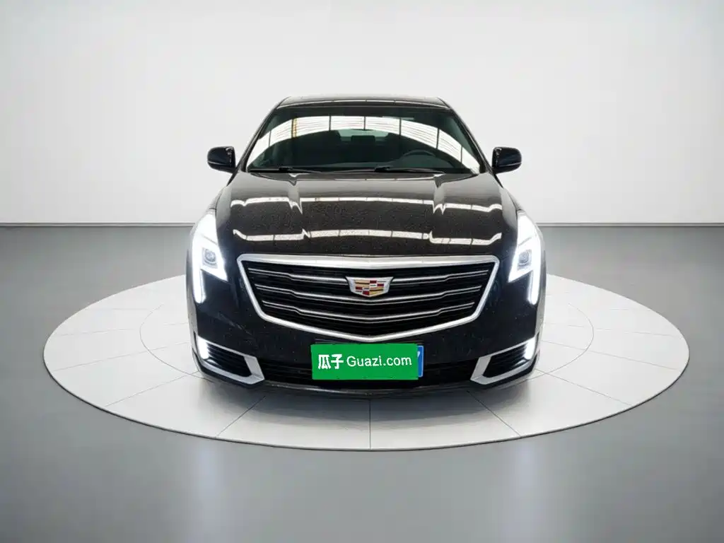 Cadillac XTS 2019 — фото 2