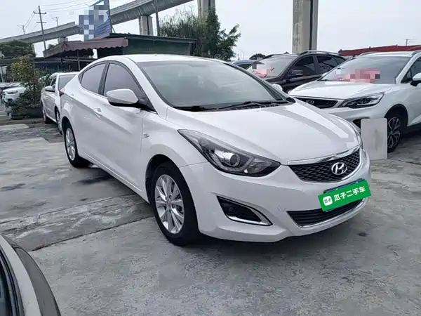 Hyundai Elantra Langdong 2017