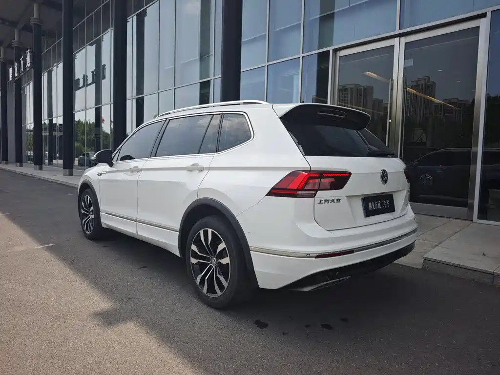 Volkswagen Tiguan L 2020